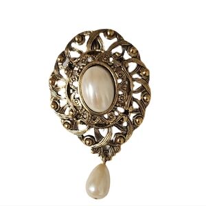 Vintage Brooch
